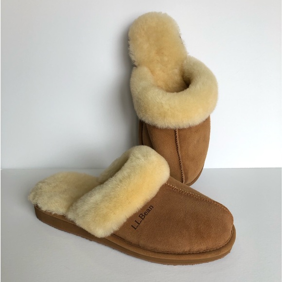 L.L. Bean Shoes - L.L. Bean Lamb fur Slides